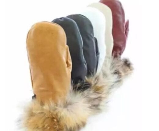 Concours Québec – Une Paire De Mitaines De Fourrures Grenier
