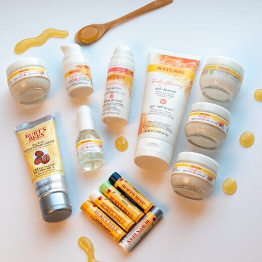 GAGNEZ TOUS CES PRODUITS DE LA GAMME TRULY GLOWING DE BURT’S BEES!