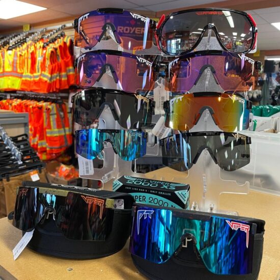 COUREZ LA CHANCE DE GAGNER UNE PAIRE DE LUNETTES PIT VIPER.